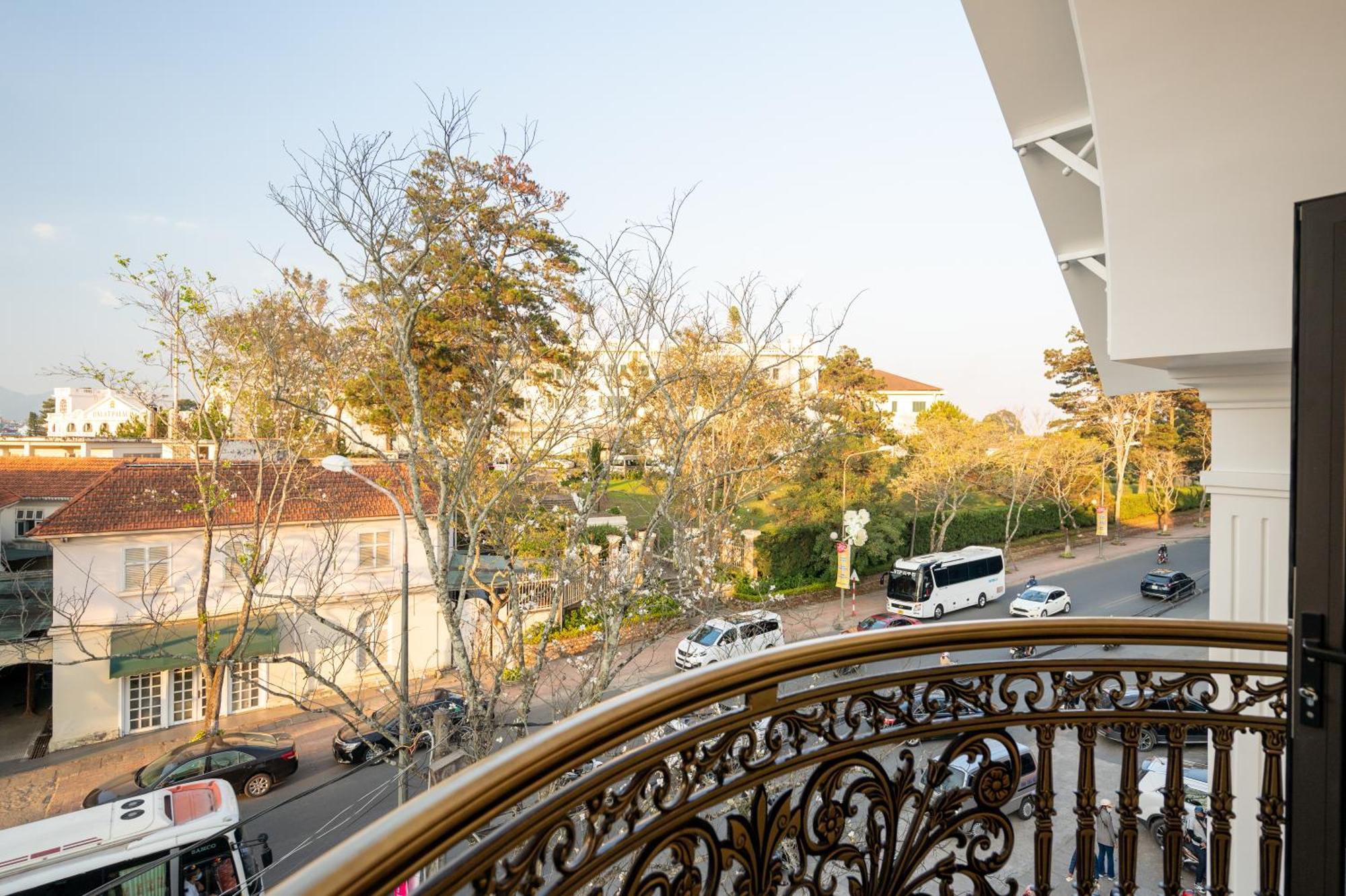La Fleur Premium Central Apartment Hotel Da Lat Szoba fotó